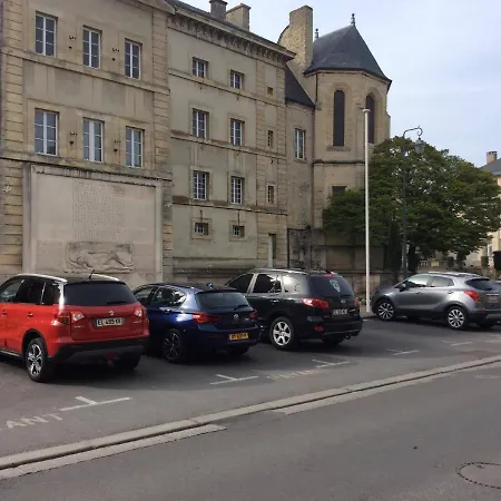Le 31bis Guillaume Apartment *